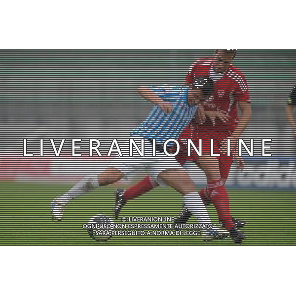 Campionato Lega PRO 1¡ Divisione - 10¡ giornata Monza 30-10-2011 Monza - Spal nella foto: Paolo Rossi (Spal) a SX e Maximiliano Ugg (Monza) foto Roberto Garavaglia - ag. Aldo Liverani sas