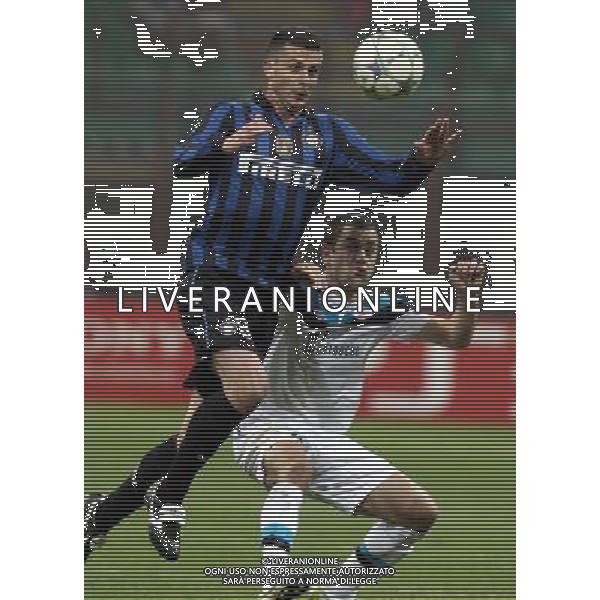INTER - LILLE CHAMPIONS LEAGUE RITORNO 02/11/2011 NELLA FOTO: THIAGO MOTTA E COLE ©SOLI / AGENZIA ALDO LIVERANI SAS