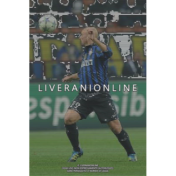UEFA Champions League - Fase a Gironi 4Á giornata Gruppo B Milano 2-11-2011 Inter - Lille nella foto: Esteban Cambiasso (Inter) foto Roberto Garavaglia - ag. Aldo Liverani sas