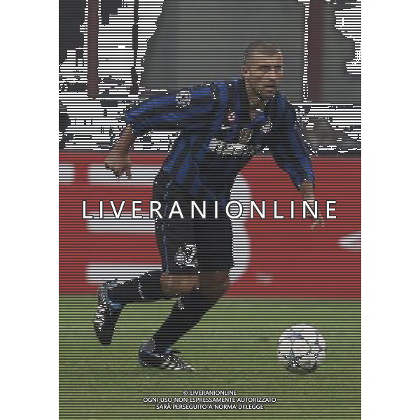 MILANO 02/11/2011 - INTER VS LILLE - NELLA FOTO: WALTER SAMUEL - FOTO FRANCESCA SOLI / AGENZIA ALDO LIVERANI