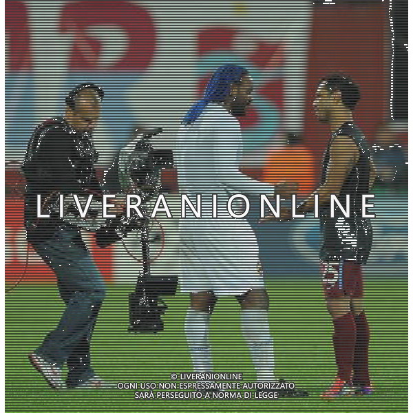 UEFA Champions League Group B soccer match between Trabzonspor and CSKA Moscow at Avni Aker stadium in Trabzon,Turkey, November 02, 2011. Pictured: Alan Carlos Gomes Da Costa (Alanzinho) of Trabzonspor and Vagner Love of CSKA Moscow. PILKA NOZNA LIGA MISTRZOW SEZON 2011/2012 FOT.SESKIMPHOTO/NEWSPIX.PL POLAND, TURKEY, GERMANY, AUSTRIA AND UK OUT !!! --- Newspix.pl CHAMPIONS LEAGUE TRABZONSPOR CSKA MOSCA AG ALDO LIVERANI SAS ITALY ONLY *** Local Caption *** .
