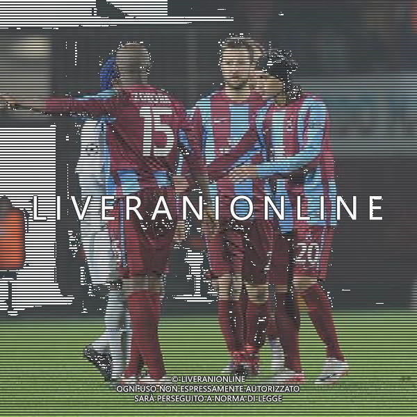 UEFA Champions League Group B soccer match between Trabzonspor and CSKA Moscow at Avni Aker stadium in Trabzon,Turkey, November 02, 2011. Pictured: Giray Kacar and Gustavo Colman of Trabzonspor. PILKA NOZNA LIGA MISTRZOW SEZON 2011/2012 FOT.SESKIMPHOTO/NEWSPIX.PL POLAND, TURKEY, GERMANY, AUSTRIA AND UK OUT !!! --- Newspix.pl CHAMPIONS LEAGUE TRABZONSPOR CSKA MOSCA AG ALDO LIVERANI SAS ITALY ONLY *** Local Caption *** .