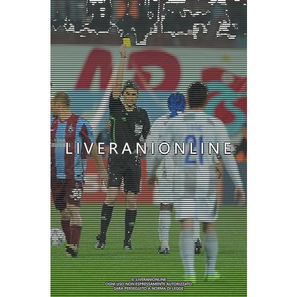 UEFA Champions League Group B soccer match between Trabzonspor and CSKA Moscow at Avni Aker stadium in Trabzon,Turkey, November 02, 2011. Pictured: Spanish referee Alberto Undiano Mallenco. PILKA NOZNA LIGA MISTRZOW SEZON 2011/2012 FOT.SESKIMPHOTO/NEWSPIX.PL POLAND, TURKEY, GERMANY, AUSTRIA AND UK OUT !!! --- Newspix.pl CHAMPIONS LEAGUE TRABZONSPOR CSKA MOSCA AG ALDO LIVERANI SAS ITALY ONLY *** Local Caption *** .