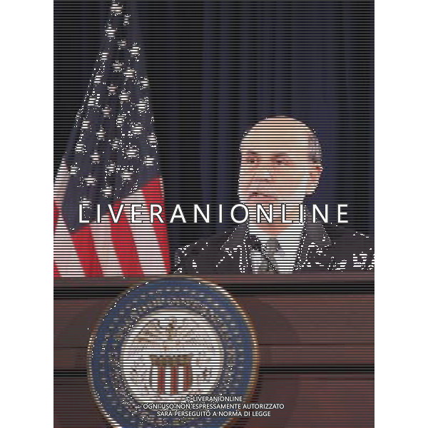 (111102) -- WASHINGTON, Nov. 2, 2011 () -- U.S. Federal Reserve Chairman Ben Bernanke speaks at a news conference in Washington, the United States, Nov. 2, 2011. The U.S. economy is expected to grow by 1.6 to 1.7 percent in 2011, a downward revision of the previous projection, said the Federal Reserve on Wednesday. (/Liu Lina) ©photoshot /Agenzia Aldo Liverani Sas - ITALY ONLY - Il presidente della Federal Reserve Ben Bernanke parla in una conferenza stampa a Washington, negli Stati Uniti, 2 novembre 2011.