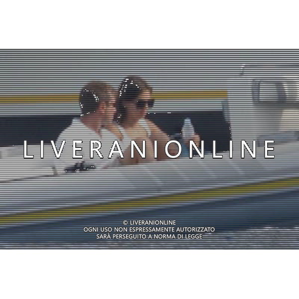 Picture Shows: Roman Abramovich The owner of Chelsea Football Club is holidaying with Russian model girlfriend Daria Zhukova on one of his yachts, Eclipse on the island of Ponza, Italy. - 4th August 2007 © Retna Pictures - Photoshot - Ag. Aldo LIVERANI SAS ITALY ONLY ROMAN ABRAMOVICH IN VACANZA CON LA FIDANZATA DARIA ZHUKOVA NEL 2007 IN ITALIA ALL\'ISOLA DI PONZA