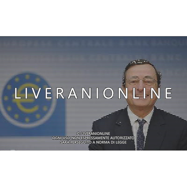 (111103) -- FRANKFURT, Nov. 3, 2011 () -- The European Central Bank (ECB) head Mario Draghi attends a news conference in Frankfurt, Germany, on Nov. 3, 2011. The European Central Bank (ECB) surprisingly cut its benchmark interest rate from 1.50 percent to 1.25 percent on Thursday, in a bid to calm markets over fears that Greece could drop out of the eurozone. (/Ma Ning) (lr) AG ALDO LIVERANI S A S ONLY ITALY