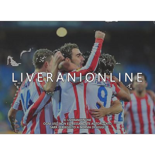 (111104) -- MADRID, Nov. 4, 2011 () -- Atletico Madrid\'s Adrian Lopez (C) celebrates with his teammates after scoring during the UEFA Europa League group I match against Udinese of Italy in Madrid, capital of Spain, on Nov. 3, 2011. Madrid won 4-0. (/Chen Haitong)(kh) ATLETICO MADRID - UDINESE ©AG ALDO LIVERANI SAS *** Local Caption *** .