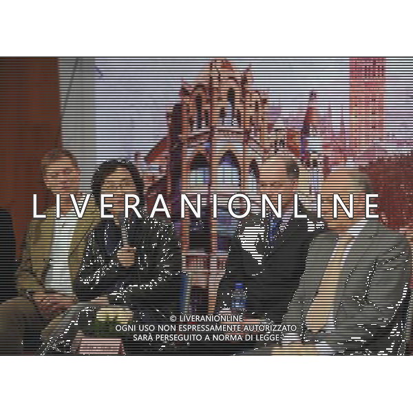 (111103) BEIJING, Nov. 3, 2011 () Liao Changyong (L2), leading actor of the classic opera \'Le Barbier de Seville\' answers questions at the press conference, in Beijing, capital of China, Nov. 3, 2011. The opera conducted by Lorin Maazel and directed by William Curry will be on stage from Nov. 24 to 27. (/Luo Xiaoguang) (zmj) - Xinhua/Photoshot - Ag. Aldo Liverani sas ITALY ONLY PECHINO - CONFERENZA STAMPA DI PRESENTAZIONE DELL\'OPERA \' IL BARBIERE DI SIVIGLIA\'