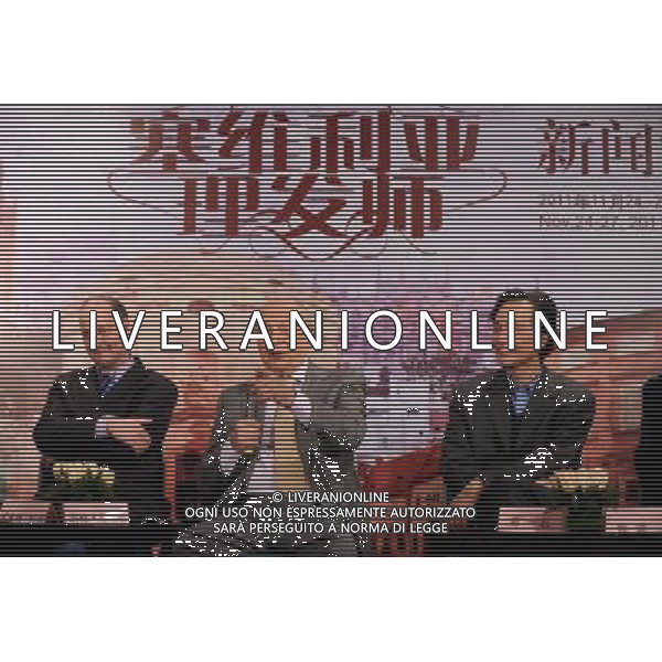 (111103) BEIJING, Nov. 3, 2011 () Lorin Maazel (C), conductor of the classic opera \'Le Barbier de Seville\' answers questions at the press conference, in Beijing, capital of China, Nov. 3, 2011. The opera conducted by Lorin Maazel and directed by William Curry will be on stage from Nov. 24 to 27. (/Luo Xiaoguang) (zmj) - Xinhua/Photoshot - Ag. Aldo Liverani sas ITALY ONLY PECHINO - CONFERENZA STAMPA DI PRESENTAZIONE DELL\'OPERA \' IL BARBIERE DI SIVIGLIA\'