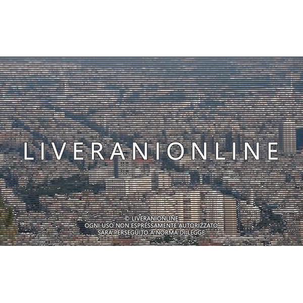 (111106) -- DAMASCUS, Nov. 6, 2011 -- Photo taken on Nov. 5, 2011 shows the general view of downtown Damascus, capital of Syria. Yin Bogu) (axy) ©photoshot/Agenzia Aldo Liverani Sas - ITALY ONLY - veduta panoramica del centro della citta\' di Damasco, capitale della Siria 5 novembre 2011