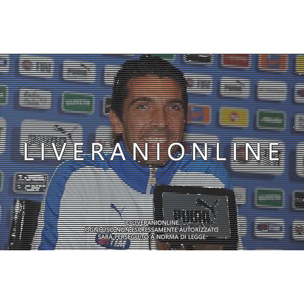 Raduno Nazionale Italiana a Coverciano Firenze - 08.11.2011 Conferenza Stampa Nella Foto:Conferenza Stampa Gianluigi Buffon /Ph.Vitez-Ag. Aldo Liverani CALCIO 