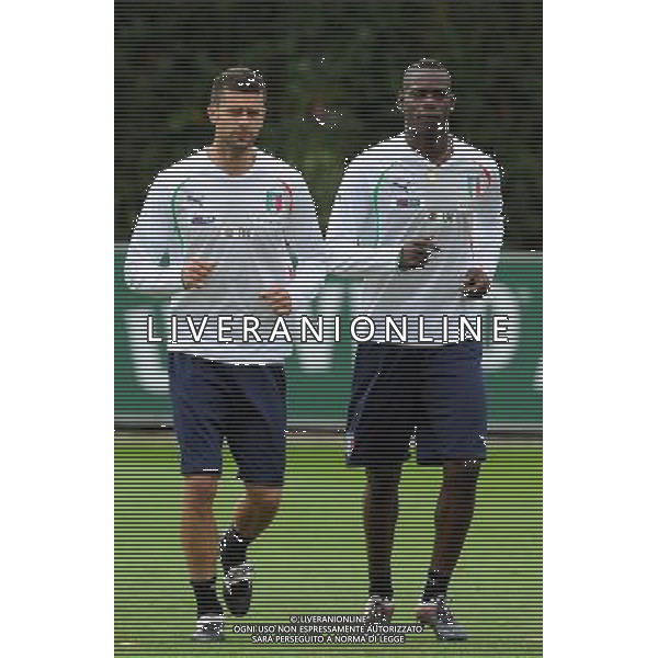 Raduno Nazionale Italiana a Coverciano Firenze - 08.11.2011 Allenamento Nella Foto:Balotelli-Thiago Motta /Ph.Vitez-Ag. Aldo Liverani CALCIO