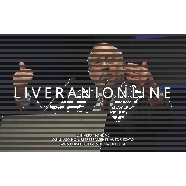 MILANO 10/11/2011 FIERAMILANOCITY WORLD BUSINESS FORUM NELLA FOTO JOSEPH STIGLITZ PREMIO NOBEL 2001 PER L\'ECONOMIA FOTO ROMANO/AG ALDO LIVERANI