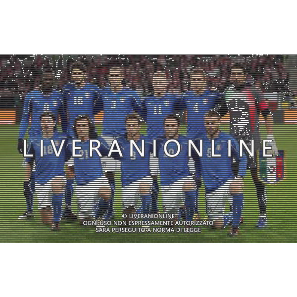 WROCLAW 11.11.2011 PILKA NOZNA REPREZENTACJA POLSKA SPARING MECZ TOWARZYSKI POLSKA - WLOCHY NZ ZDJECIE GRUPOWE DRUZYNA WLOCHY FOT MICHAL NOWAK / NEWSPIX.PL WROCLAW 11.11.2011 FOOTBALL NATIONAL TEAM FRIENDLY GAME POLAND - ITALY NATIONAL TEAM ITALY TEAM PHOTO MICHAL NOWAK / NEWSPIX.PL --- Axelpix.pl amichevole polonia italia ©PHOTOSHOT/AG ALDO LIVERANI SAS ITALY ONLY *** Local Caption *** .