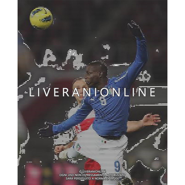 WROCLAW 11.11.2011 PILKA NOZNA REPREZENTACJA POLSKA SPARING MECZ TOWARZYSKI POLSKA - WLOCHY NZ MARIO BALOTELLI ITALY ARKADIUSZ GLOWACKI POLSKA FOT MICHAL NOWAK / NEWSPIX.PL WROCLAW 11.11.2011 FOOTBALL NATIONAL TEAM FRIENDLY GAME POLAND - ITALY MICHAL NOWAK / NEWSPIX.PL --- Newspix.pl ©AG ALDO LIVERANI SAS POLONIA ITALIA -ITALY ONLY *** Local Caption *** .