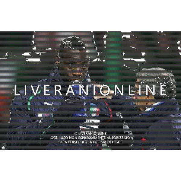 WROCLAW 11.11.2011 PILKA NOZNA REPREZENTACJA POLSKA SPARING MECZ TOWARZYSKI POLSKA - WLOCHY NZ MARIO BALOTELLI ITALY FOT MICHAL NOWAK / NEWSPIX.PL WROCLAW 11.11.2011 FOOTBALL NATIONAL TEAM FRIENDLY GAME POLAND - ITALY MICHAL NOWAK / NEWSPIX.PL --- Newspix.pl POLONIA - ITALIA ©AG ALDO LIVERANI SAS - ITALY ONLY - *** Local Caption *** .