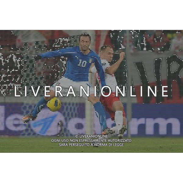 11.11.2011 WROCLAW STADION MIEJSKI. PILKA NOZNA REPREZENTACJA MECZ TOWARZYSKI POLSKA - WLOCHY (INTERNATIONAL FOOTBAL FRIENDLY GAME POLAND - ITALY) NZ/ GIAMPAOLO PAZZINI, ARKADIUSZ GLOWACKI FOT. JAKUB KACZMARCZYK / PRESSFOCUS NEWSPIXPL --- Newspix.pl ©AG ALDO LIVERANI SAS - ITALY ONLY *** Local Caption *** .