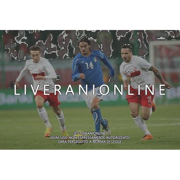 WROCLAW 11.11.2011 MIEDZYNARODOWY MECZ TOWARZYSKI: POLSKA - WLOCHY 0:2 --- INTERNATIONAL FRIENDLY FOOTBALL MATCH: POLAND - ITALY 0:2 ADAM MATUSZCZYK ALBERTO AQUILANI MARCIN WASILEWSKI FOT. PIOTR KUCZA / NEWSPIX.PL --- Newspix.pl AMICHEVOLE CALCIO POLONIA ITALIA ©AGENZIA ALDO LIVERANI SAS - ITALY ONLY - *** Local Caption *** .