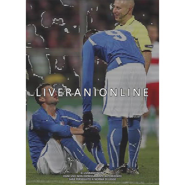 WROCLAW 11.11.2011 PILKA NOZNA REPREZENTACJA POLSKA SPARING MECZ TOWARZYSKI POLSKA - WLOCHY NZ THIAGO MOTTA ITALY KONTUZJA KREW Z NOSA FOT MICHAL NOWAK / NEWSPIX.PL WROCLAW 11.11.2011 FOOTBALL NATIONAL TEAM FRIENDLY GAME POLAND - ITALY THIAGO MOTTA ITALY INJURY BLOOD MICHAL NOWAK / NEWSPIX.PL --- Newspix.pl AMICHEVOLE CALCIO POLONIA ITALIA ©AGENZIA ALDO LIVERANI SAS - ITALY ONLY - *** Local Caption *** .