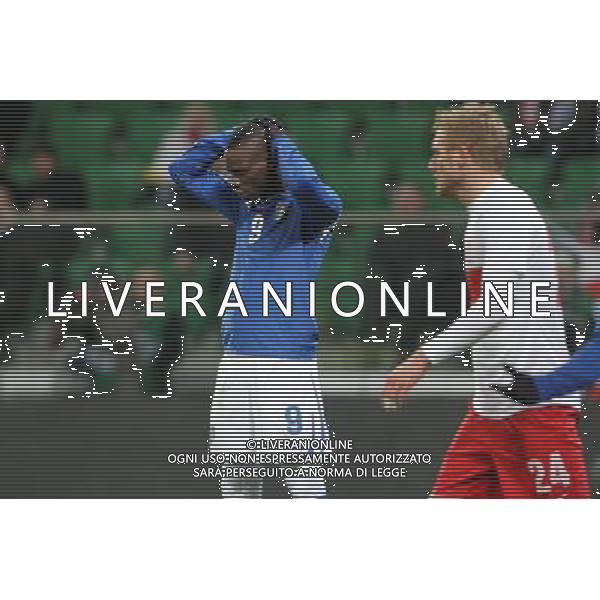 WROCLAW 11.11.2011 POLSKA - WLOCHY PILKA NOZNA MECZ TOWARZYSKI SPARING MIEDZYNARODOWY STADION WROCLAW UCZESTNICY MISTRZOSTWA EUROPY 2012 EURO 2012 POLAND - ITALY INTERNATIONAL FRIENDLY GAME SOCCER FOOTBALL STADIUM OF WROCLAW EURO 2012 POLEN - ITALIEN BRESLAU NATIONALMANNSCHAFT FUSSBAL LANDERSPIELE N/Z: MARIO BALOTELLI DAMIEN PERQUIS MACIEJ OPALA / NEWSPIX.PL --- Newspix.pl AMICHEVOLE CALCIO POLONIA ITALIA ©AGENZIA ALDO LIVERANI SAS - ITALY ONLY - *** Local Caption *** .