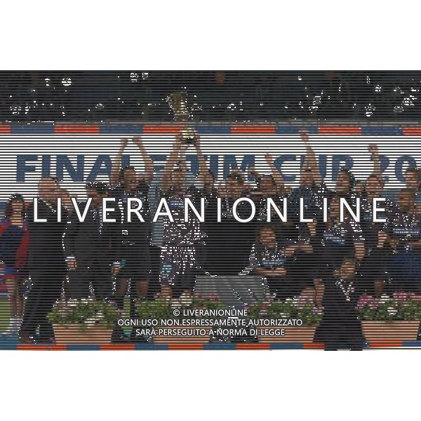 TORINO 13/05/04 FINALE TIM CUP 2003/04 JUVENTUS-LAZIO NELLA FOTO PREMIAZIONE FAVALLI GIUSEPPE PH GIGI ARCAINI/AG.ALDO LIVERANI