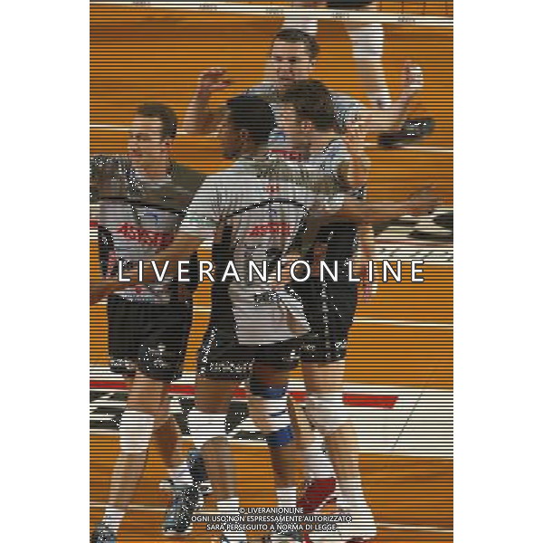 Finale gara 3 campionato di volley serie A 2003/04 partita: Sysley Tv - Coprasystel PC foto: S.Rosa/Liverani nella foto: festa - Piacenza