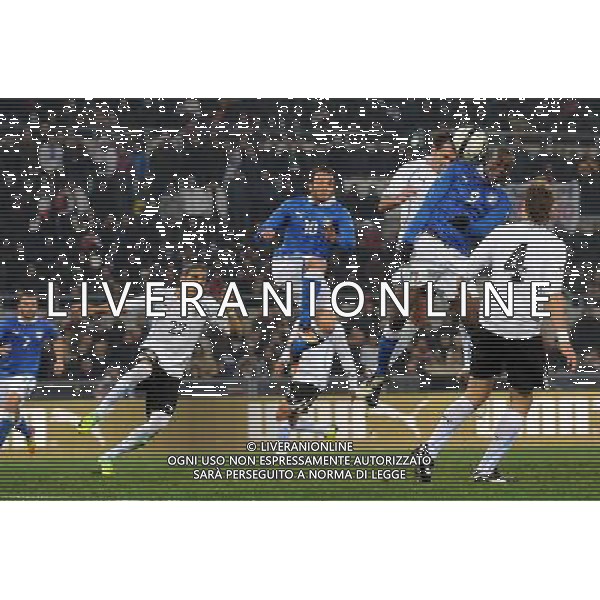 Amichevole Roma - 15.11.2011 Italia-Uruguay Nella Foto: mario balotelli-godin /Ph.Vitez-Ag. Aldo Liverani