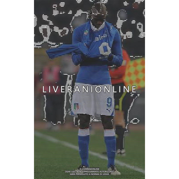 Amichevole Roma - 15.11.2011 Italia-Uruguay Nella Foto:cambio di maglia per mario balotelli /Ph.Vitez-Ag. Aldo Liverani