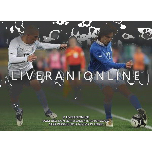 Amichevole Roma - 15.11.2011 Italia-Uruguay Nella Foto:andrea pirlo-maximiliano pereira /Ph.Vitez-Ag. Aldo Liverani