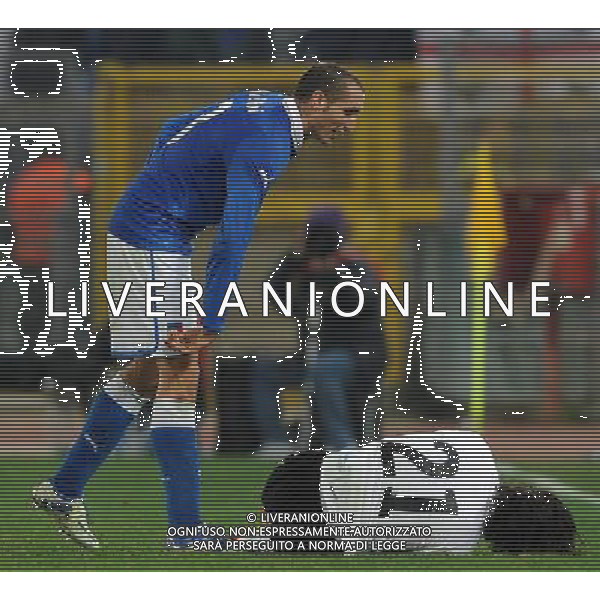 Amichevole Roma - 15.11.2011 Italia-Uruguay Nella Foto:chiellini giorgio con edinson cavani a terra /Ph.Vitez-Ag. Aldo Liverani