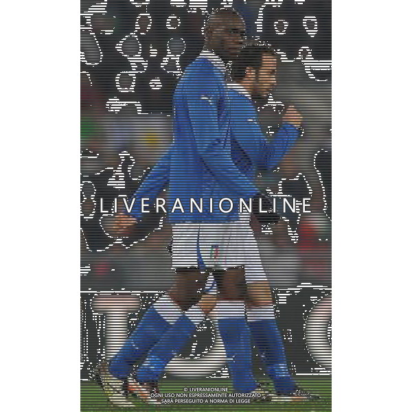 Amichevole Roma - 15.11.2011 Italia-Uruguay Nella Foto:Mario Balotelli-Giampaolo Pazzini /Ph.Vitez-Ag. Aldo Liverani