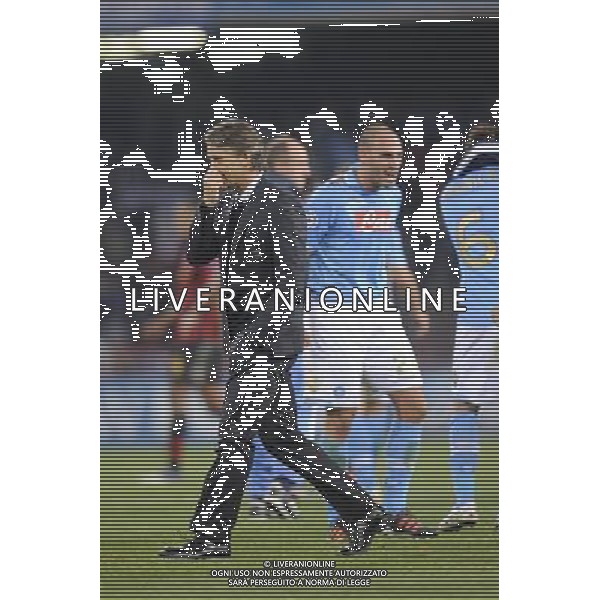 Napoli - 22/11/2011 - Stadio San Paolo - Uefa Champions League 2011/2012 - Fase a gironi (Gruppo A) - Napoli vs Manchester City - nella foto: roberto mancini esce deluso a fine gara å© Fabrizio Corradetti - Ag. Aldo Liverani sas