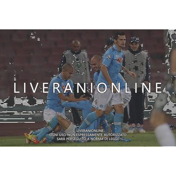 NAPOLI - MANCHESTER CITY CHAMPIONS LEAGUE 22/11/2011 NELLA FOTO: ESULTANZA DOPO IL SECONDO GOL DI EDINSON CAVANI ©MOSCA/AGENZIA ALDO LIVERANI SAS