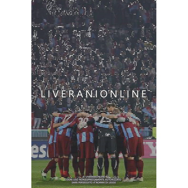 UEFA Champions League Group B soccer match between Trabzonspor and Inter Milan at Avni Aker stadium in Trabzon, Turkey, 22.11.2011. Match Scored : Trabzonspor 1 - Inter 1 Pictured: Trabzonspor team. PILKA NOZNA LIGA MISTRZOW SEZON 2011/2012 TRABZONSPORT - INTER MEDIOLAN FOT.SESKIMPHOTO/NEWSPIX.PL TURKEY, GERMANY, AUSTRIA AND UK OUT !!! --- Newspix.pl /AG ALDO LIVERANI SAS CHAMPIONS LEAGUE TRABZONSPOR - INTER - ITALY ONLY - *** Local Caption *** .