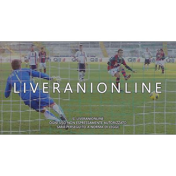 BOLOGNA CROTONE COPPA ITALIA 23/11/2011 GOL DI ALESSANDRO DIAMANTI FOTO SCHICCHI/ALDO LIVERANI