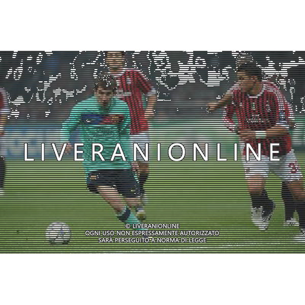 UEFA Champions League - Fase a Gironi 5Á giornata Gruppo H Milano 23-11-2011 Milan - Barcellona nella foto: Lionel Messi (Barcellona) e sulla DX Thiago Silva (Milan) foto Roberto Garavaglia - ag. Aldo Liverani sas