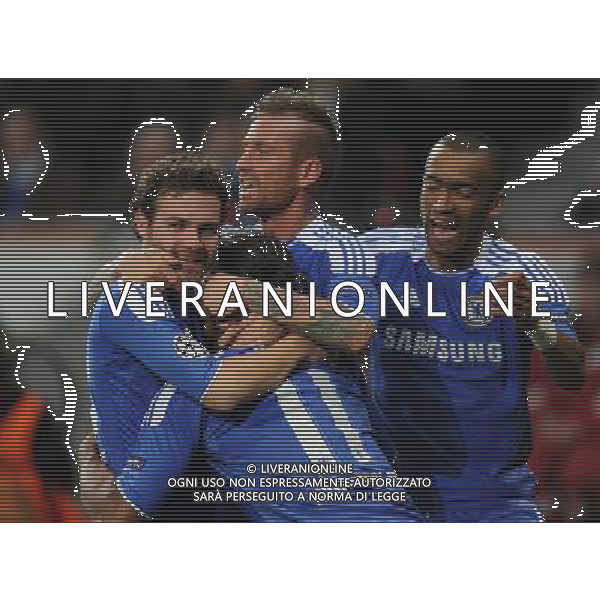 firo FuÃŸball,Fussball, 23.11.2011 Champions League Bayer Leverkusen - FC Chelsea London JUbel Ã¼ber das Tor zum 1:0 fÃ¼r Chelsea durch Didier Drogba BAYER LEVERKUSEN - CHELSEA firosportphoto/Agenzia Aldo Liverani Sas - italy only - *** Local Caption *** .