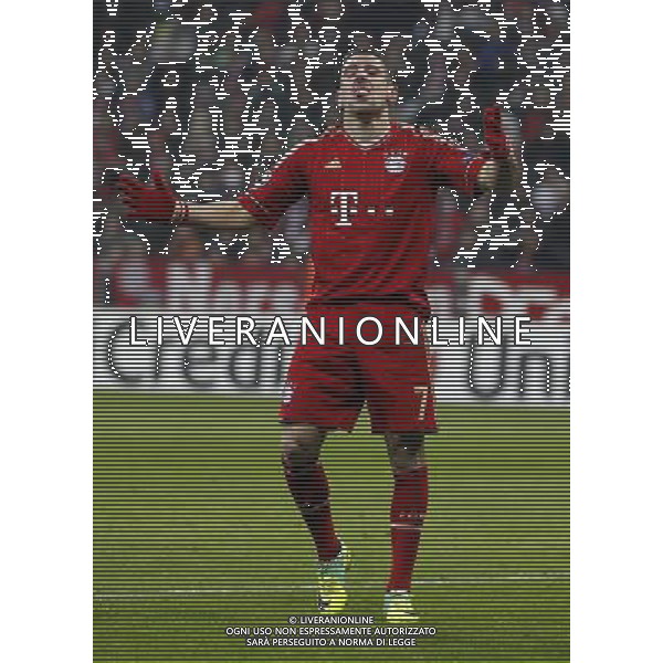 firo Fu§ball,Fussball, 22.11.2011 Champions League Saison 2011/2012 CL Vorrunde 5.Spieltag, Uefa Champions League, FC Bayern MŸnchen, Muenchen, FCB, CVF, Villarreal CF, 3 : 1, ganze Figur, Gestik, Franck Ribery, Bayern, EnttŠuschung, Enttaeuschung, Gestik, witz, humor, $worldrightsEs gelten unsere AGB, einsehbar auf www.firosportphoto.de copyright by firo sportphoto: Coesfelder Stra§e 207 48249 D † L M E N (Duelmen) www.firosportphoto.de mail@firosportphoto.de (V o l k s b a n k B o c h u m - W i t t e n ) BLZ.: 430 601 29 bayern monaco villareal/Agenzia Aldo Liverani Sas - ITALY ONLY *** Local Caption *** .