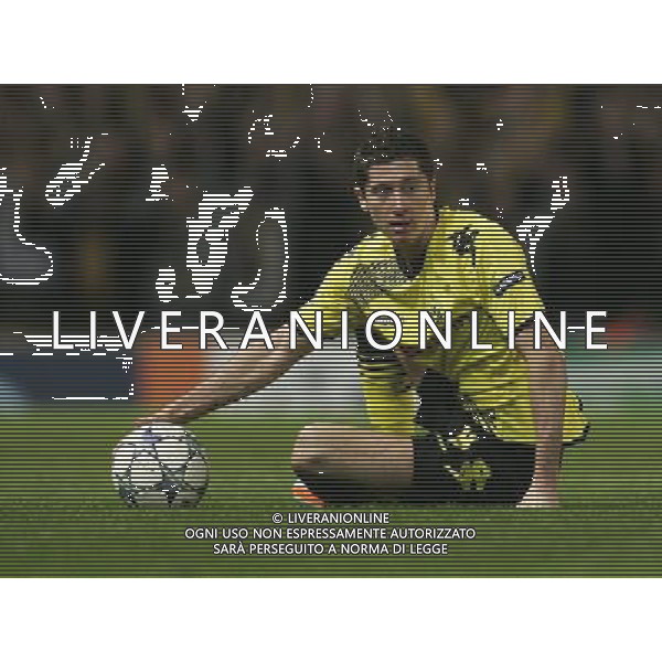 Borussia Dortmund\'s Robert Lewandowski Football - UEFA Champions League - Group F - Arsenal London v Borussia Dortmund - Wed 23 Nov 2011 - Emirates Stadium - London - UK Foto: Michal Zemanek / Newspix.pl LIGA MISTRZOW SEZON 2011/2012 PILKA NOZNA ARSENAL LONDYN vs BORUSSIA DORTMUND --- Newspix.pl - AG. ALDO LIVERANI SAS ITALY ONLY