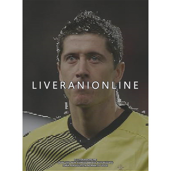 Borussia Dortmund\'s Robert Lewandowski Football - UEFA Champions League - Group F - Arsenal London v Borussia Dortmund - Wed 23 Nov 2011 - Emirates Stadium - London - UK Foto: Michal Zemanek / Newspix.pl LIGA MISTRZOW SEZON 2011/2012 PILKA NOZNA ARSENAL LONDYN vs BORUSSIA DORTMUND --- Newspix.pl - AG. ALDO LIVERANI SAS ITALY ONLY
