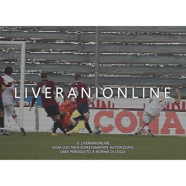 REGGIO EMILIA 27/11/2011 - REGGIANA VS TERNANA - NELLA FOTO: BERNARDI REALIZZA IL GOL DELL\'1-0 - FOTO FRANCESCA SOLI / AGENZIA ALDO LIVERANI