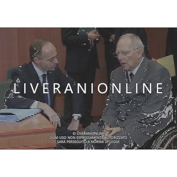 (111129) -- BRUSSELS, Nov. 29, 2011 () -- Luxembourg\'s Finance Minister Luc Frieden(L)talks with German Finance Minister Wolfgang Schauble during a eurozone finance ministers meeting at the EU headquarters in Brussels, capital of Belgium, Nov. 29, 2011. (/Thierry Monasse) - Xinhua/Photoshot - Ag. Aldo Liverani sas ITALY ONLY BRUXELLES - MEETING DEI MINISTRI DELLA FINANZA DELL\'EUROZONE