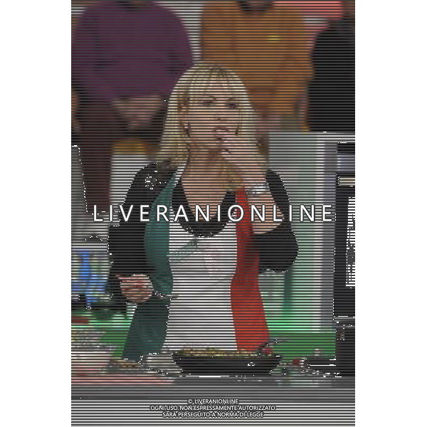 Roma - 01/12/2011 - Rai Studi DEAR - Trasmissione TV \' La Prova del Cuoco \' - nella foto: Antonella Clerici å© Fabrizio Corradetti - Ag. Aldo Liverani sas