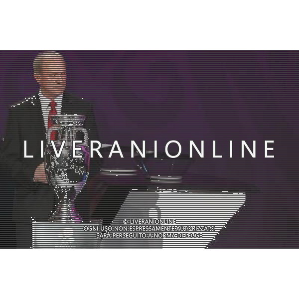 02.12.2011 KIJOW, UKRAINA, (KYIEV), PALAC UKRAINA (UKRAINA PALACE) UEFA EURO 2012 LOSOWANIE GRUP MISTRZOSTW EUROPY EURO 2012 (UKRAINA PALACE FINAL GROUP DRAW EURO 2012) NZ FRANCISZEK SMUDA - TRENER, HEAD COACH FOTO LUKASZ GROCHALA/CYFRASPORT/NEWSPIX.PL --- Newspix.pl AG ALDO LIVERANI S A S ONLY ITALY *** Local Caption *** www.newspix.pl mail us: info@newspix.pl call us: 0048 022 23 22 222 --- Polish Picture Agency by Ringier Axel Springer Poland