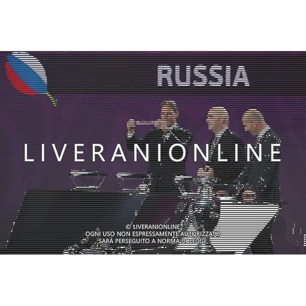 02.12.2011 KIJOW, UKRAINA, (KYIEV), PALAC UKRAINA (UKRAINA PALACE) UEFA EURO 2012 LOSOWANIE GRUP MISTRZOSTW EUROPY EURO 2012 (UKRAINA PALACE FINAL GROUP DRAW EURO 2012) NZ MARCO VAN BASTEN (L), GIANNI INNFRANTINO, ZINEDINE ZIDANE FOTO LUKASZ GROCHALA/CYFRASPORT/NEWSPIX.PL --- Newspix.pl AG ALDO LIVERANI S A S ONLY ITALY *** Local Caption *** www.newspix.pl mail us: info@newspix.pl call us: 0048 022 23 22 222 --- Polish Picture Agency by Ringier Axel Springer Poland