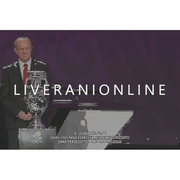 02.12.2011 KIJOW, UKRAINA, (KYIEV), PALAC UKRAINA (UKRAINA PALACE) UEFA EURO 2012 LOSOWANIE GRUP MISTRZOSTW EUROPY EURO 2012 (UKRAINA PALACE FINAL GROUP DRAW EURO 2012) NZ FRANCISZEK SMUDA - TRENER, HEAD COACH FOTO LUKASZ GROCHALA/CYFRASPORT/NEWSPIX.PL --- Newspix.pl AG ALDO LIVERANI S A S ONLY ITALY *** Local Caption *** www.newspix.pl mail us: info@newspix.pl call us: 0048 022 23 22 222 --- Polish Picture Agency by Ringier Axel Springer Poland