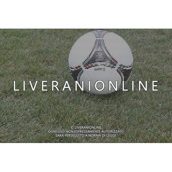 02.12.2011 KIJOW, UKRAINA, (KYIEV), STASION OLIMPISKI (OLYMPIC TADIUM KYIEV) UEFA EURO 2012 PREZENTACJA NOWEJ PILKI ADIDASA. OFICJALNEJ PILKIE EURO 2012 (UEFA EURO 2012 OFICAL BALL PRESENTATION) NZ TANGO 12 PILKA MISTRZOSTW EUROPY 2012 (EURO 2012 BALL) FOTO LUKASZ GROCHALA/CYFRASPORT/NEWSPIX.PL --- Newspix.pl AG ALDO LIVERANI S A S ONLY ITALY *** Local Caption *** www.newspix.pl mail us: info@newspix.pl call us: 0048 022 23 22 222 --- Polish Picture Agency by Ringier Axel Springer Poland