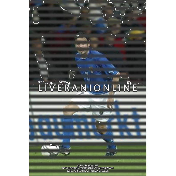 Neuchatel (Svizzera) 30/04/2003 Svizzera - Italia Amichevole nella foto Stefano Fiore Agenzia Aldo Liverani