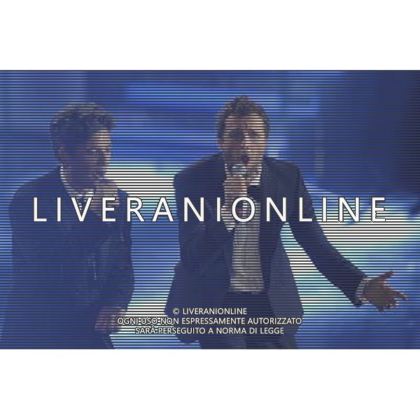 TRASMISSIONE TELEVISIVA \' IL PIU\' GRANDE SPETTACOLO DOPO IL WEEK END\' CONDOTTO DA ROSARIO FIORELLO NELLA FOTO CON LORENZO JOVANOTTI ©CORRADETTI/AGENZIA ALDO LIVERANI SAS