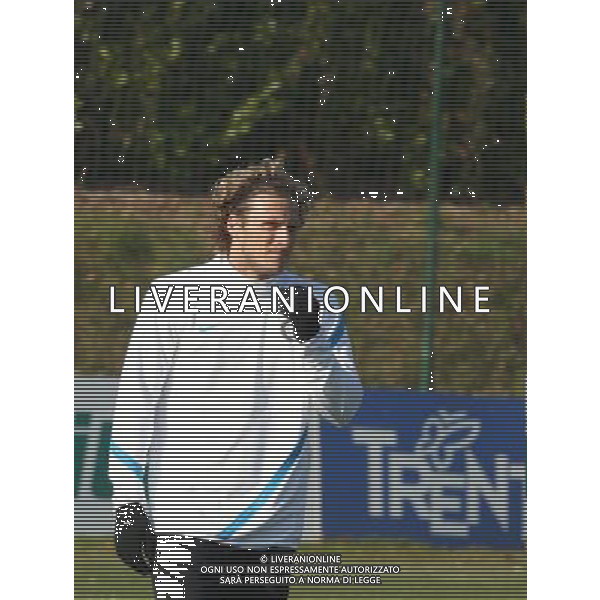 APPIANO GENTILE COMO 06/12/2011 ALLENAMENTO INTER IN VISTA DELLA SFIDA DI CHAMPIONS LEAGUE INTER CSKA MOSCA NELLA FOTO FORLAN PH.FIOCHI/ALDO LIVERANI